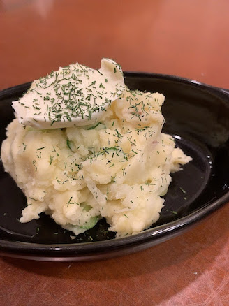 いつものポテトサラダに一工夫